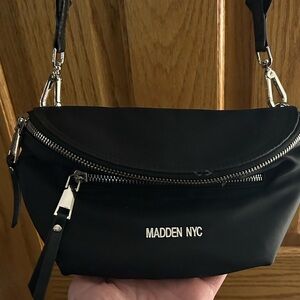 Steve Madden fanny/sling bag